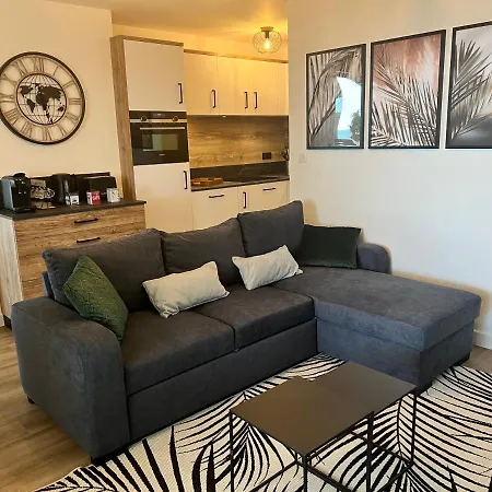 Apartman En Front De Mer, Magnifique 6 Pers. *